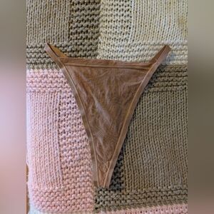 SKIMS Tan Thong Panties Nwts